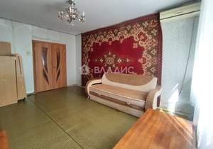 2-к квартира, вторичка, 52м2, 1/9 этаж