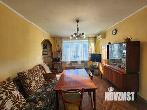 3-к квартира, вторичка, 61м2, 5/5 этаж