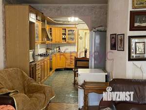 4-к квартира, вторичка, 140м2, 3/9 этаж