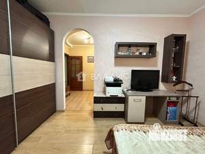 2-к квартира, вторичка, 66м2, 8/17 этаж