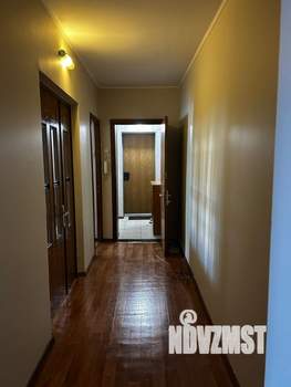 2-к квартира, вторичка, 52м2, 1/10 этаж