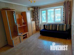 2-к квартира, вторичка, 52м2, 1/9 этаж