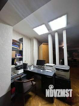 4-к квартира, вторичка, 140м2, 3/9 этаж