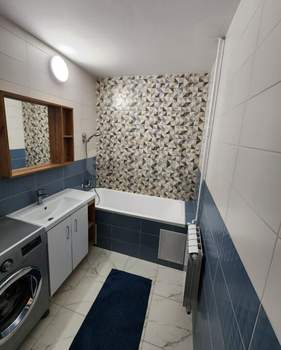 2-к квартира, вторичка, 63м2, 15/16 этаж