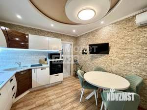 2-к квартира, вторичка, 62м2, 8/14 этаж