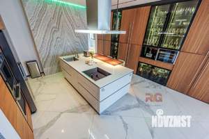 3-к квартира, вторичка, 185м2, 19/20 этаж