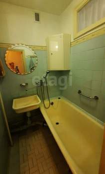 3-к квартира, вторичка, 54м2, 5/9 этаж