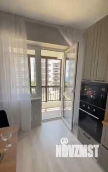 2-к квартира, вторичка, 58м2, 4/18 этаж