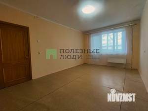 2-к квартира, вторичка, 52м2, 1/10 этаж