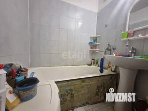 3-к квартира, вторичка, 63м2, 1/9 этаж