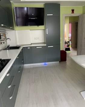 2-к квартира, вторичка, 63м2, 8/9 этаж