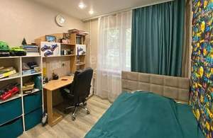 4-к квартира, вторичка, 80м2, 1/10 этаж