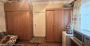 4-к квартира, вторичка, 65м2, 1/1 этаж