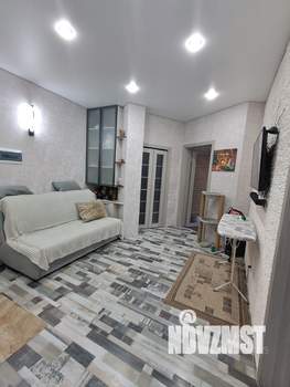 2-к квартира, вторичка, 58м2, 3/3 этаж