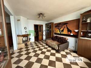 4-к квартира, вторичка, 121м2, 9/10 этаж