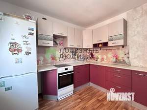 2-к квартира, вторичка, 62м2, 9/16 этаж