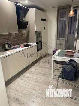 2-к квартира, вторичка, 56м2, 3/17 этаж