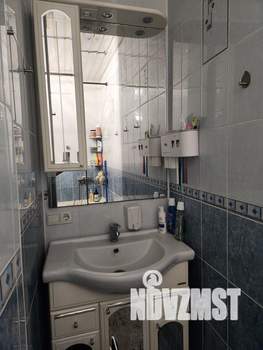 2-к квартира, вторичка, 62м2, 9/17 этаж