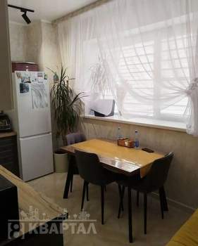 2-к квартира, вторичка, 47м2, 1/4 этаж