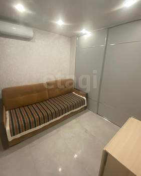 2-к квартира, вторичка, 46м2, 1/9 этаж