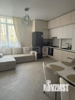 2-к квартира, вторичка, 62м2, 1/4 этаж