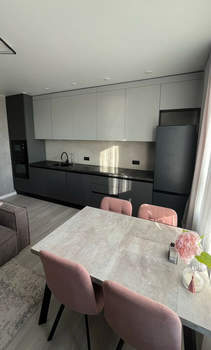 2-к квартира, вторичка, 56м2, 8/24 этаж