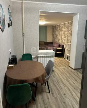 3-к квартира, вторичка, 117м2, 1/9 этаж