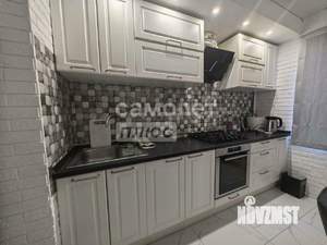 2-к квартира, вторичка, 56м2, 1/10 этаж