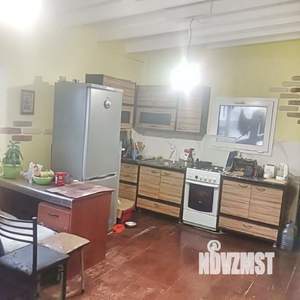 3-к квартира, вторичка, 70м2, 1/1 этаж