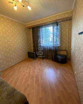 2-к квартира, вторичка, 74м2, 1/4 этаж
