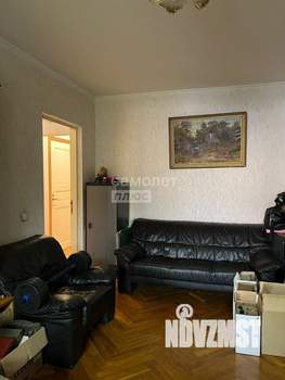 4-к квартира, вторичка, 140м2, 3/9 этаж