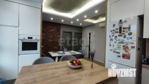 2-к квартира, вторичка, 64м2, 10/23 этаж