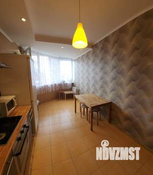 2-к квартира, вторичка, 66м2, 4/17 этаж