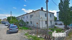 Студия квартира, вторичка, 42м2, 1/2 этаж