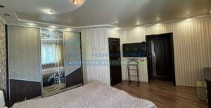 4-к квартира, вторичка, 95м2, 9/9 этаж