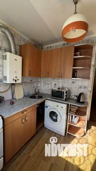 2-к квартира, вторичка, 40м2, 1/5 этаж
