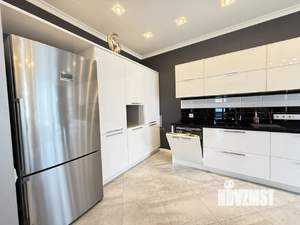 3-к квартира, вторичка, 141м2, 12/22 этаж
