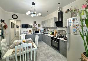 2-к квартира, вторичка, 74м2, 9/17 этаж