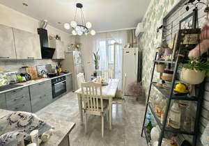 2-к квартира, вторичка, 74м2, 9/17 этаж