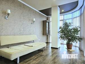 2-к квартира, вторичка, 68м2, 4/4 этаж