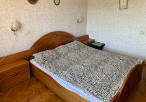 4-к квартира, вторичка, 140м2, 3/10 этаж