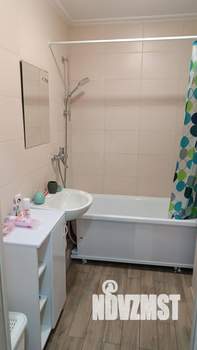 2-к квартира, вторичка, 64м2, 9/16 этаж