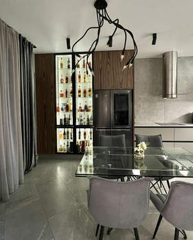 3-к квартира, вторичка, 114м2, 5/10 этаж