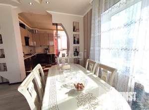 2-к квартира, вторичка, 61м2, 4/4 этаж