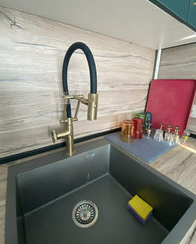 2-к квартира, вторичка, 62м2, 1/4 этаж