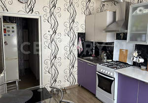 3-к квартира, вторичка, 65м2, 1/4 этаж