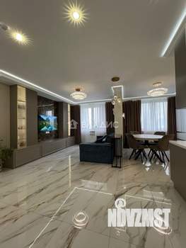 2-к квартира, вторичка, 71м2, 14/25 этаж