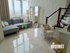 3-к квартира, вторичка, 105м2, 8/8 этаж