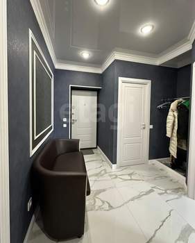 2-к квартира, вторичка, 102м2, 1/4 этаж