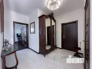 2-к квартира, вторичка, 58м2, 17/18 этаж